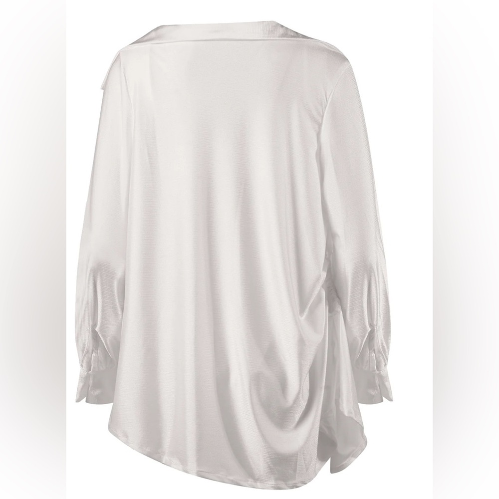 DivinoSeas NWT | PEARL COVER-UP
PEARLY WHITE & CLOUD SKIRT SET | SOLD OUT | - Picture 4 of 8